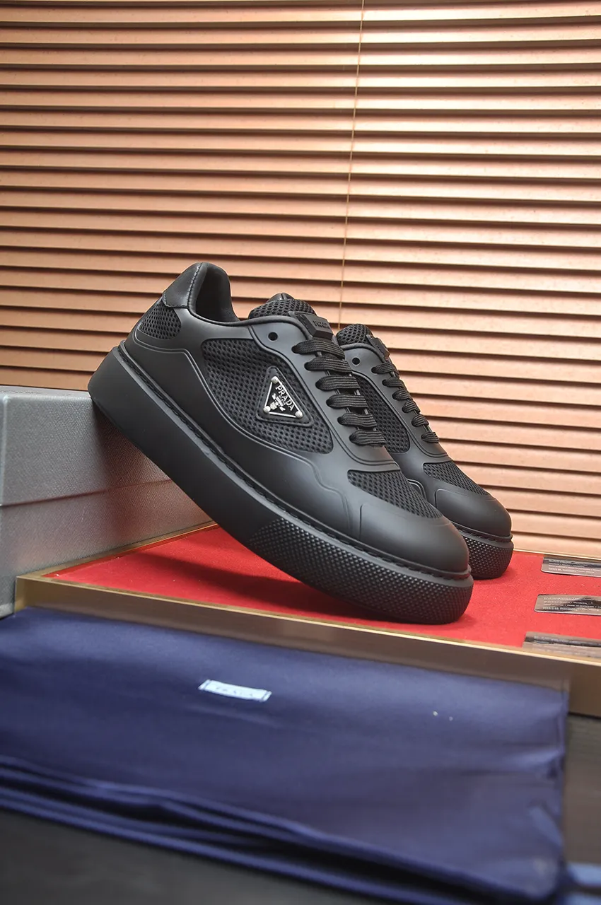 Men's shoes 💰580💶【PRADA】Top original, new season, high quality original goods, top imported calfskin with original imported glue, imported cowhide inside with original cowhide feet, original outsole! Quality guaranteed! Code 38-45 (45 customized)